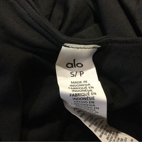 ALO YOGA Twisted Tank - Picture 6 of 6